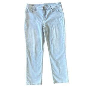 CHICOS light blue stretch denim crop jeans size 1 (8/M)